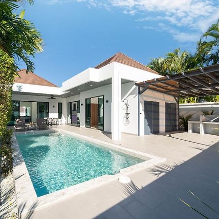 Villa Indra Xxx Rawai Bagian luar foto